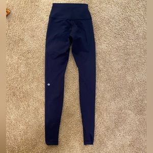LULULEMON navy blue leggings
